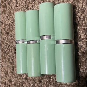 Brand new lot of 4 Clinique lipsticks.